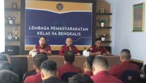 Rapat Penguatan Tugas dan Fungsi, Kalapas Sampaikan Poin Penting  Terkait Keamanan di Lingkungan Lapas Bengkalis 