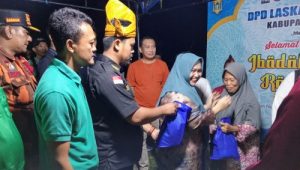 Malam Ramadhan ke-18, Panitia Pelaksana Bazar Berbagi Sembako ke Masyarakat