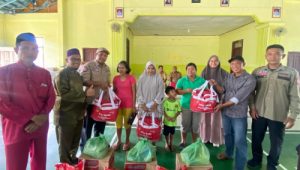 Pemkab Siak-Baznas Salurkan Bantuan, Korban Angin Puting Beliung di Sialang Sakti