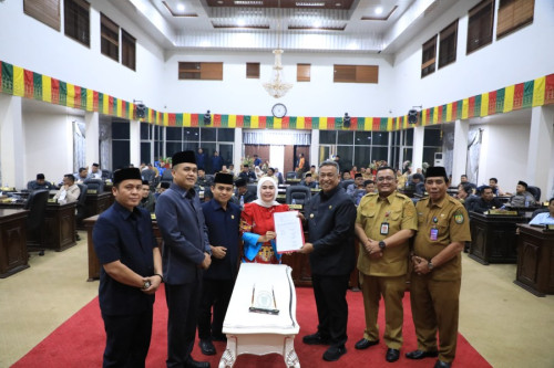 DPRD dan Pemkab Rohul Sepakat Majukan Daerah di HUT ke-26: Wujudkan Masyarakat Sejahtera dan Berbudaya