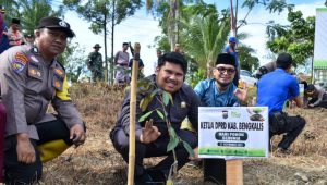 Green Policing di Mandau, Wakil Ketua DPRD Bengkalis Tegaskan Pentingnya Aksi Nyata Menjaga Bumi