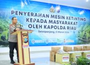 Kapolda Riau Salurkan Mesin Ketinting, Dorong Ekonomi Nelayan Meranti