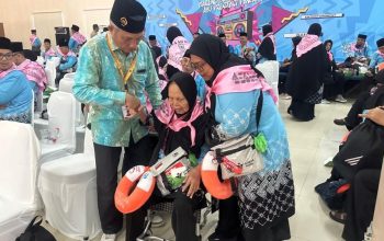 424 Jamaah Haji Riau Kloter Pertama Berangkat dari Bandara SSK II Pekanbaru