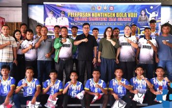 Bupati Nias Selatan Lepas Kontingen Bola Voli Pelajar Ikuti Turnamen Raja Inal Cup III di Sipirok
