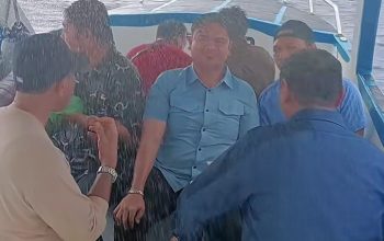 Diterjang Badai Empat Jam, Wabup Nias Selatan Tiba di Simuk Dampingi Tim PLN Enjiniring